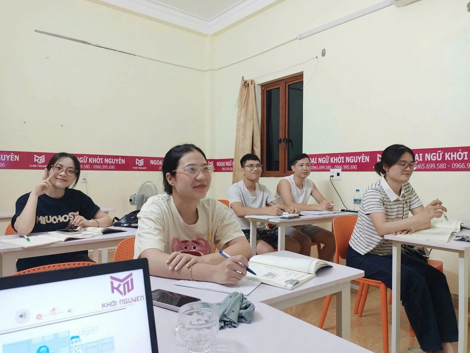 Lớp học tại Khởi Nguyên